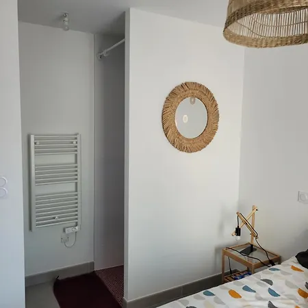 招待所 Pause Uzetienne 于泽斯