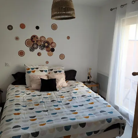 Guest house Pause Uzetienne